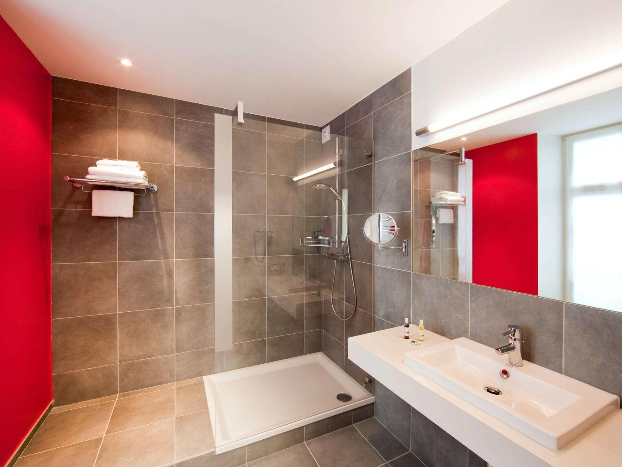Hotel Mercure Vittel Eksteriør bilde