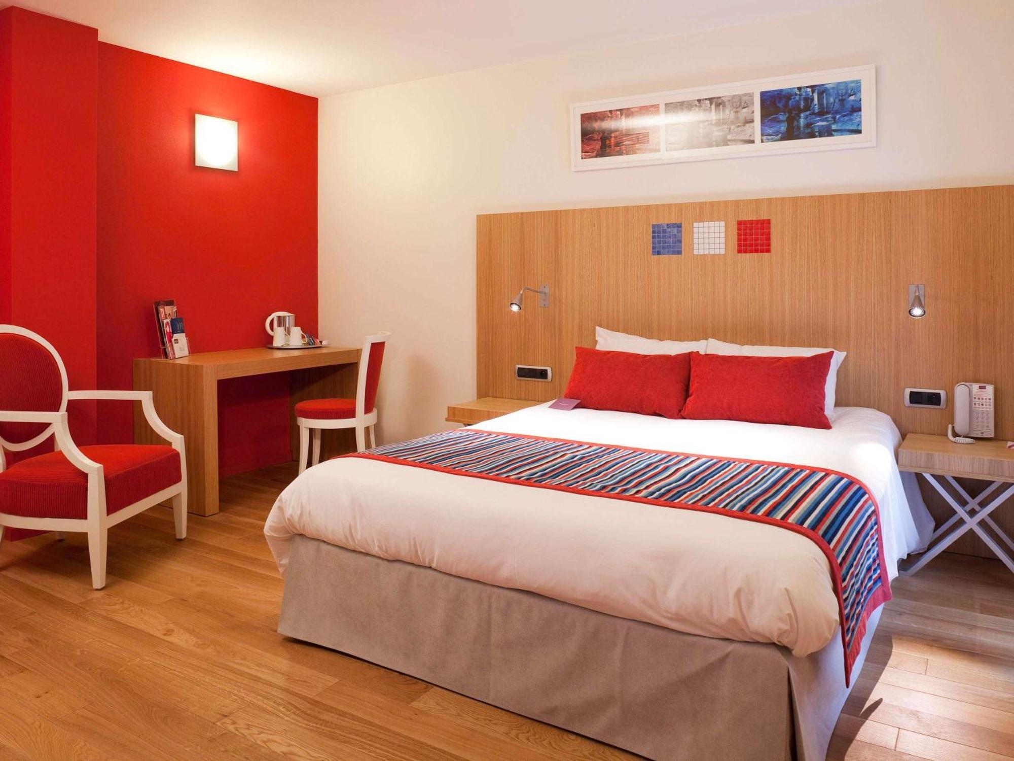 Hotel Mercure Vittel Eksteriør bilde